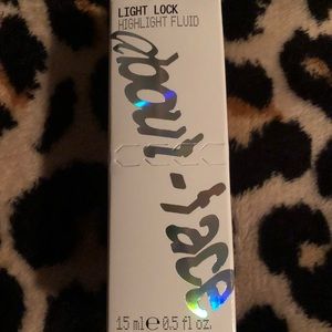 BN About-Face Light Lock Highlight Fluid